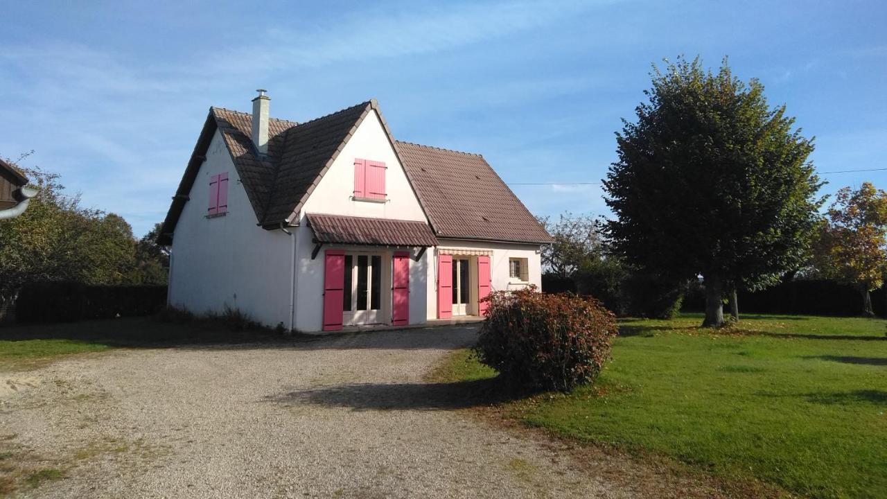 Grande Maison De Plain Pied Avec Jardin Arbore. Champignelles المظهر الخارجي الصورة