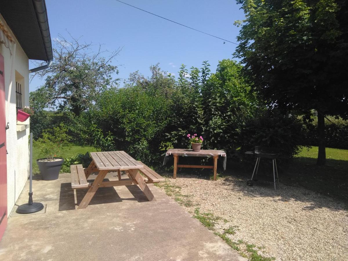 Grande Maison De Plain Pied Avec Jardin Arbore. Champignelles المظهر الخارجي الصورة